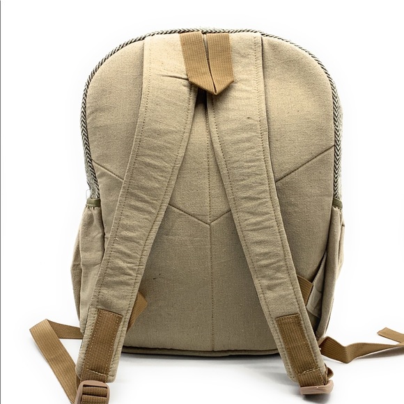 100% Handmade Multi Pocket Hemp Backpack - Picture 5 of 6